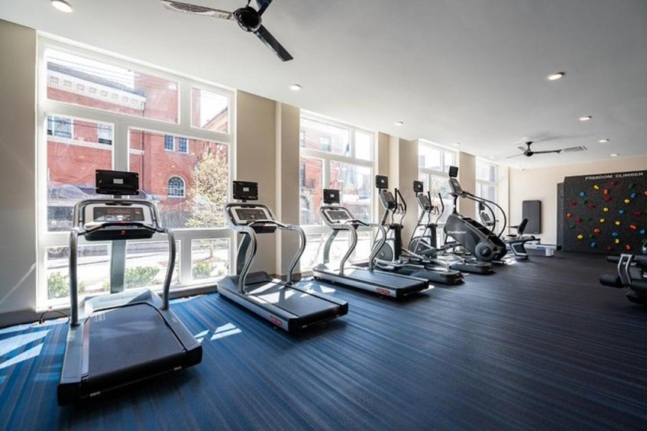 Luxury Furnished Apartments By Hyatus Downtown At Yale New Haven Exterior photo