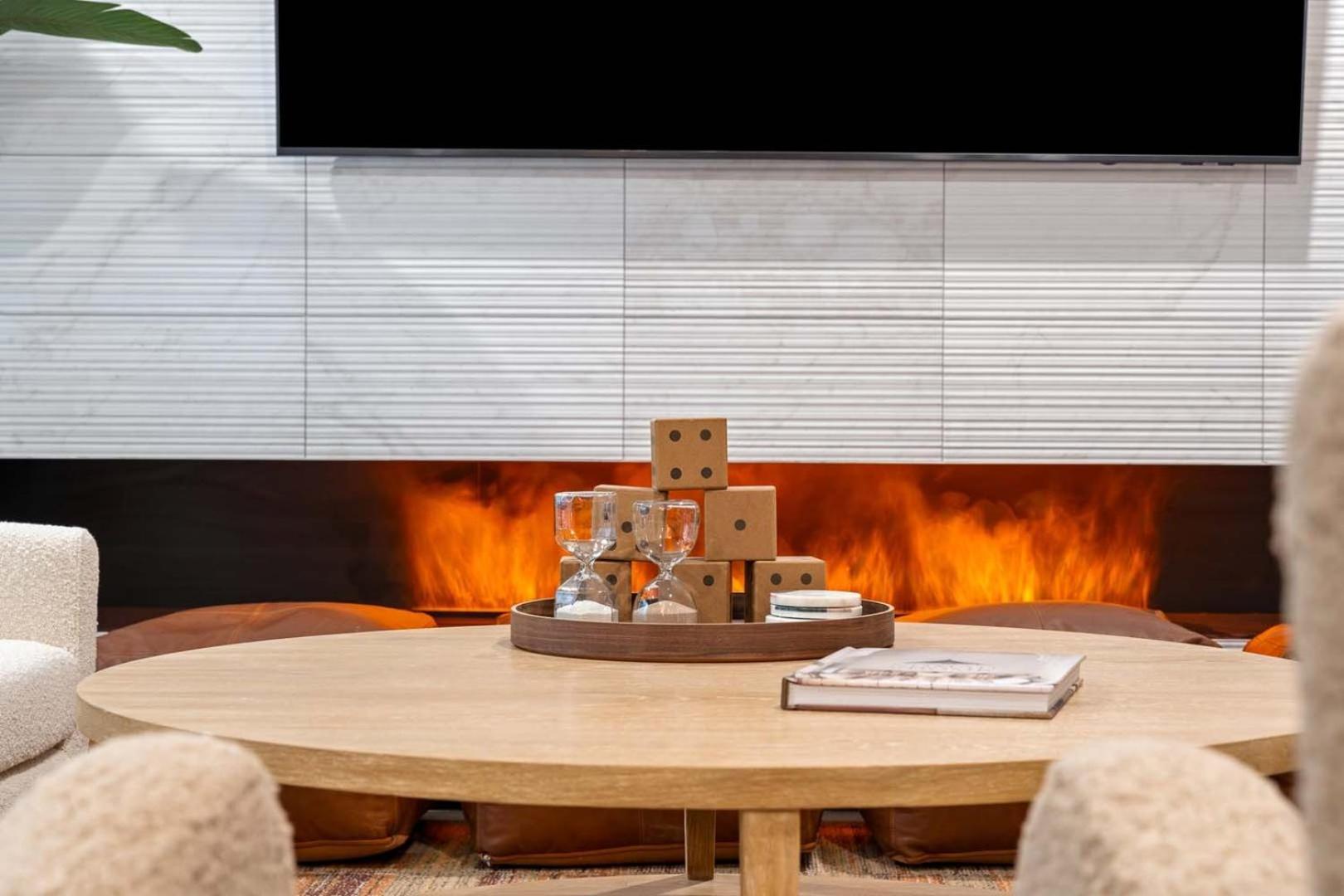 Luxury Furnished Apartments By Hyatus Downtown At Yale New Haven Exterior photo