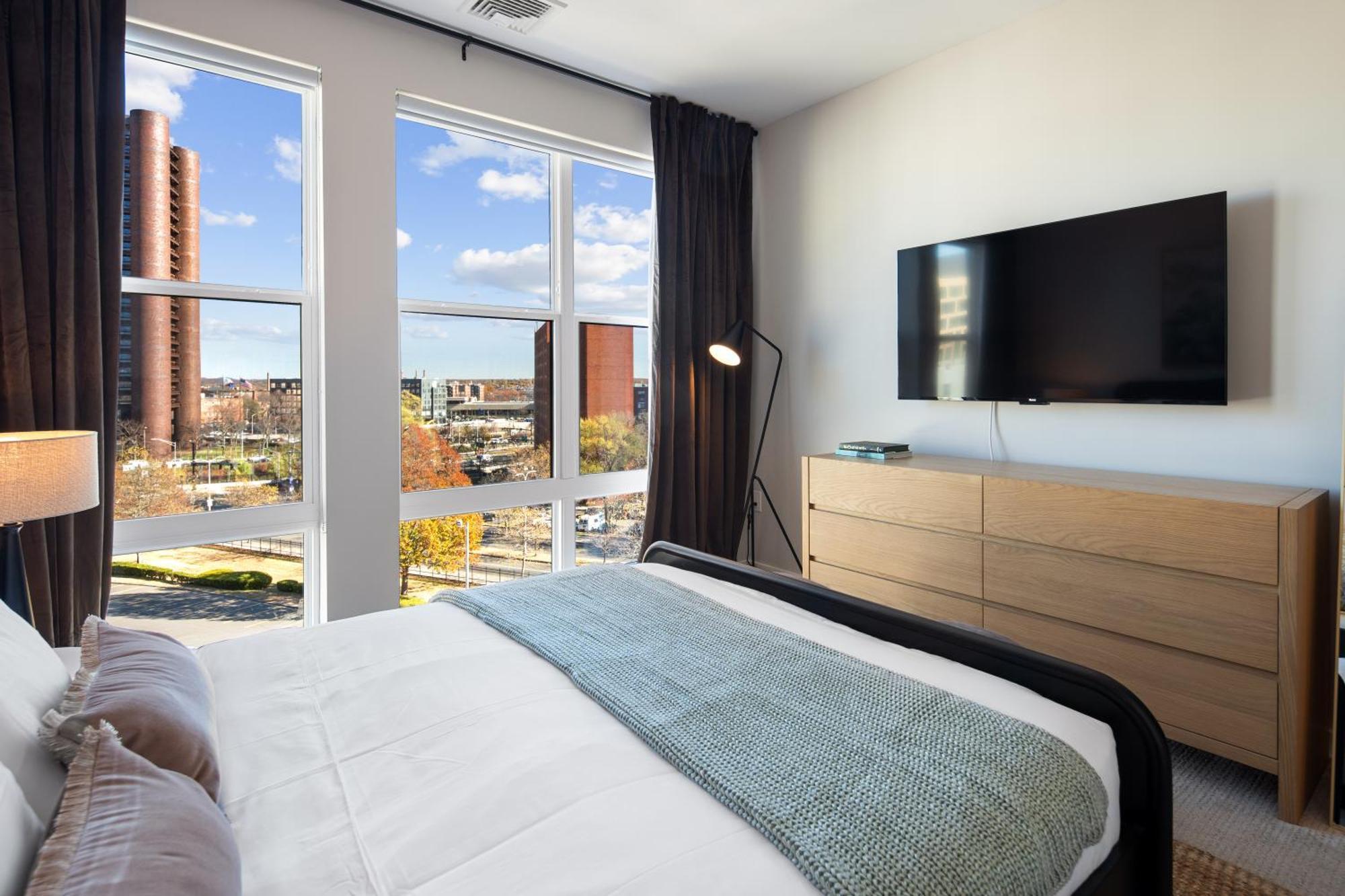 Luxury Furnished Apartments By Hyatus Downtown At Yale New Haven Exterior photo