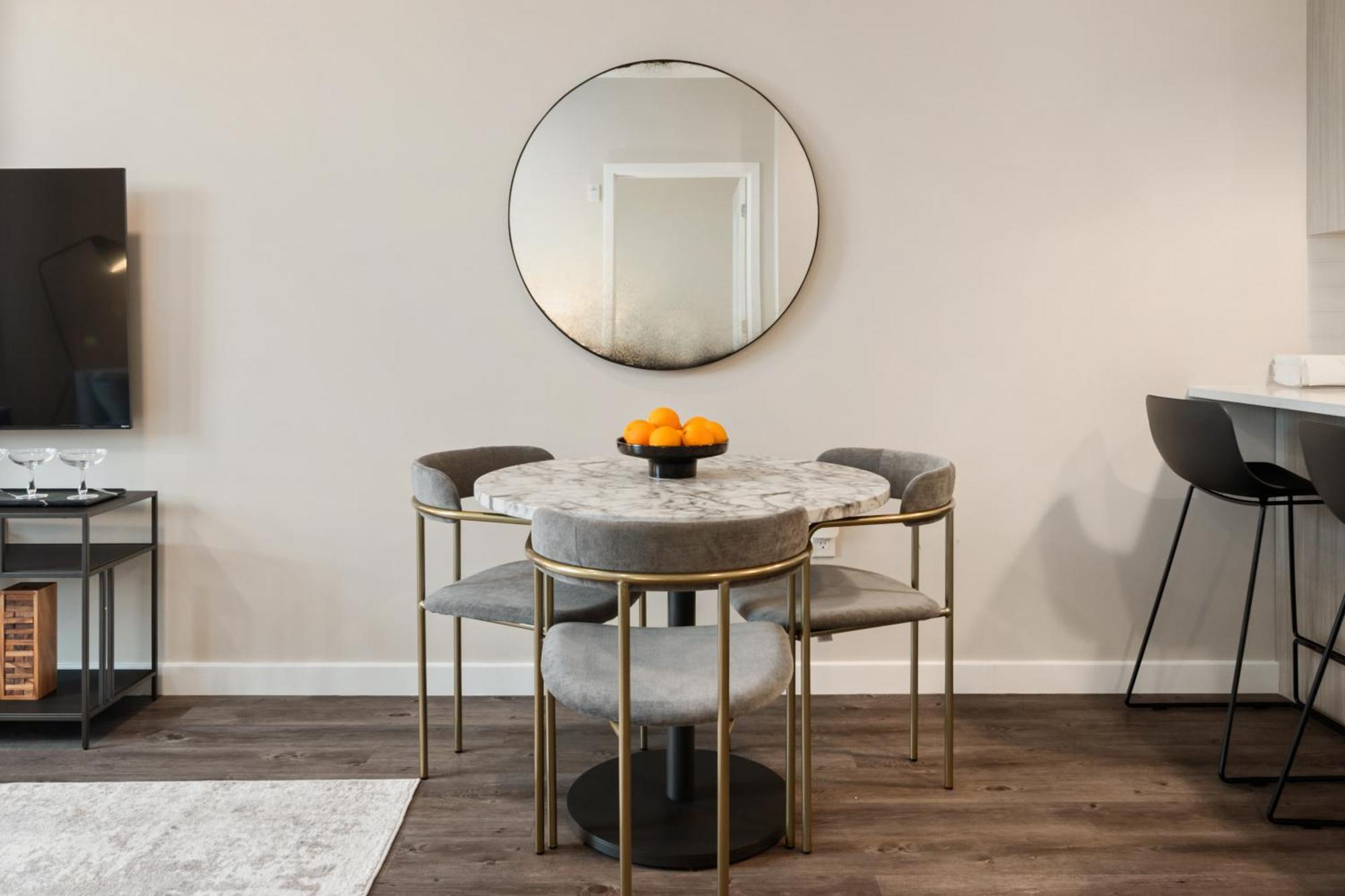 Luxury Furnished Apartments By Hyatus Downtown At Yale New Haven Exterior photo